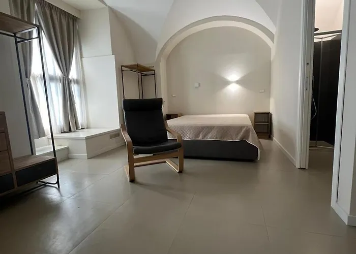 Ursino House